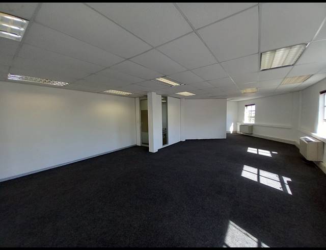 363M² OFFICE TO LET IN FOURWAYS